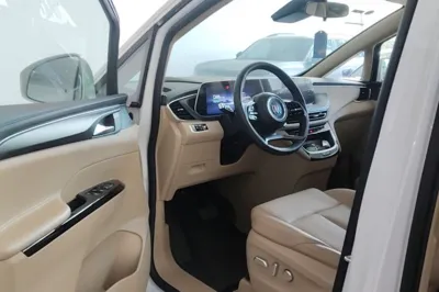 Buick GL8 New Energy