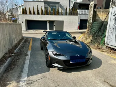 Mazda MX-5 Miata