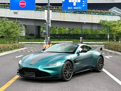 Aston Martin V8 Vantage