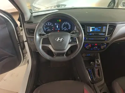 Hyundai Verna