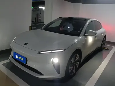 Nio ET5