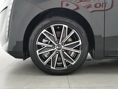 GAC Motor 传祺E8 PHEV