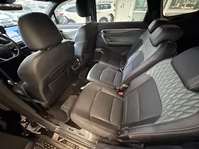 Geely Haoyue L
