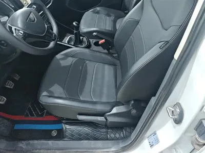 Jetta VS5