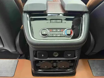 Lincoln Navigator