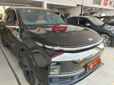 Li Auto Li L8