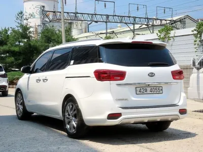 Kia Canival