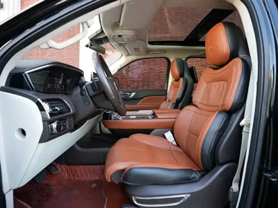 Lincoln Navigator