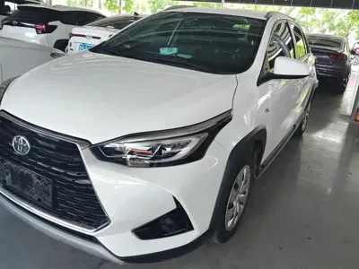 Toyota Yaris L
