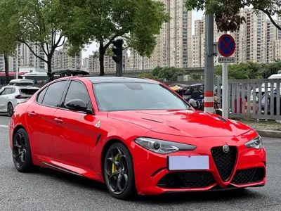 Alfa Romeo Giulia