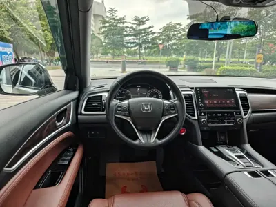 Honda UR-V