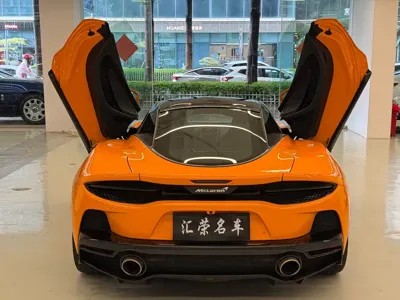 McLaren GT