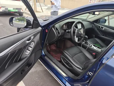 Infiniti Q50L