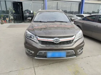 BYD S7
