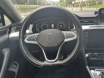 Volkswagen 迈腾 PHEV