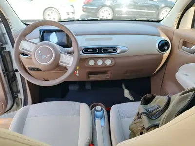 Wuling MINIEV