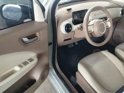 Wuling MINIEV