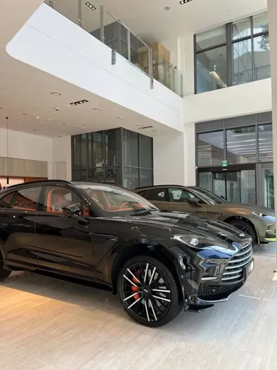 Astonmartin DBX