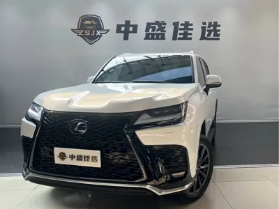 Lexus LX