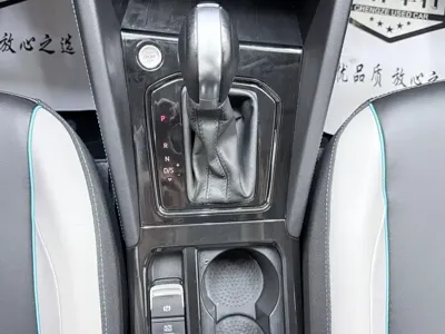 Jetta VS5