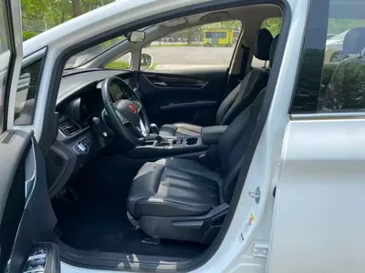 BYD MAX