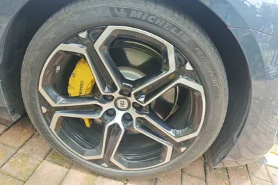 Xiaomi Auto SU7