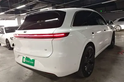 Li Auto L6