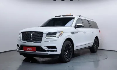 Lincoln Navigator