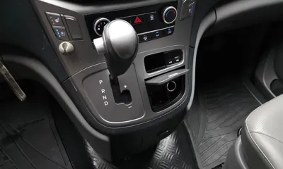 Hyundai Starex