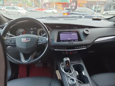 Cadillac XT4