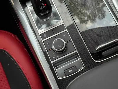 Land Rover Sport