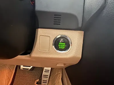 Toyota Reiz