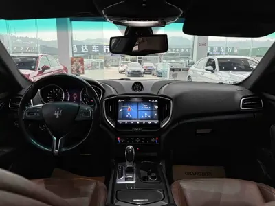 Maserati Ghibli