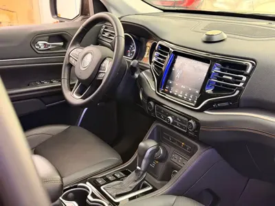 Jeep Grand Commander