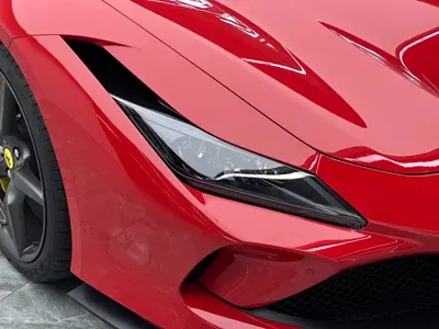 Ferrari F8
