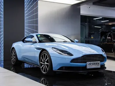 Aston Martin DB11