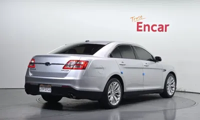 Ford Taurus