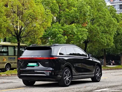 Xpeng G9