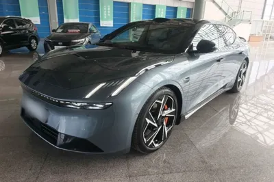 Lynk & Co Z10