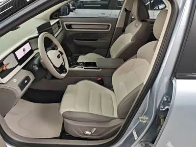 Geely ICON