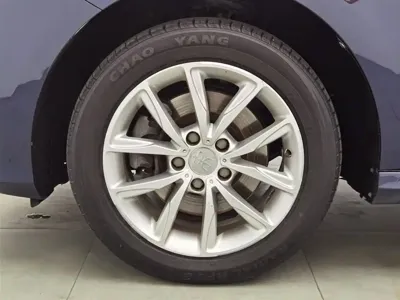 BYD MAX