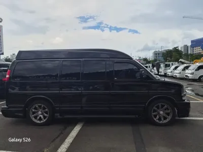 Chevrolet Express Van