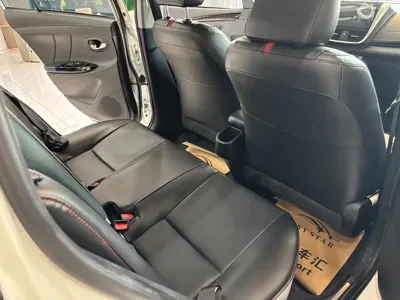Toyota Yaris L