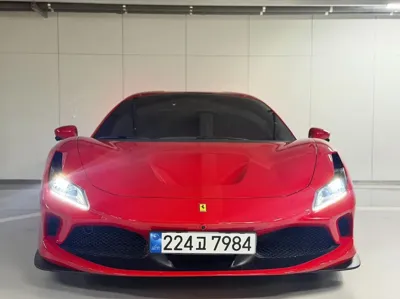 Ferrari F8