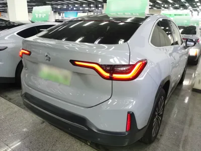 Nio EC6