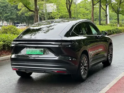 Nio EC6