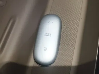Li Auto Li MEGA