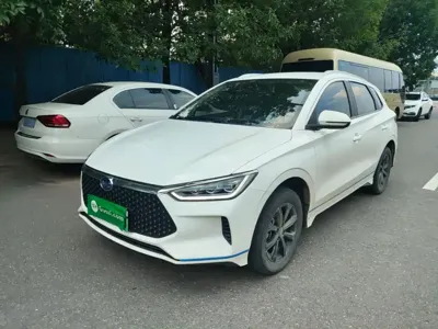BYD e2