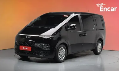 Hyundai Staria