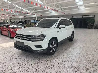 Volkswagen Tharu